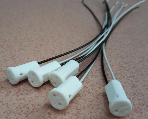 G4 plug in ceramic light bulb socket base wire connector white